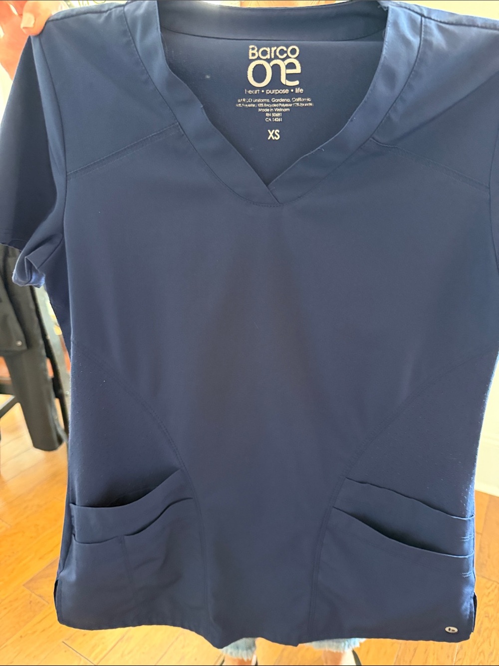 Barco Uniforms Women's V-Neck Scrub Set in Navy Blue
